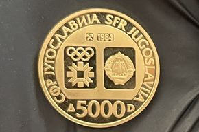 Jugoslawien - 5000 Dinara Olympische Winter Spiele Sarajewo 1984 - (Polierte Platte) Preis &euro; 4.990,- (i. K.)