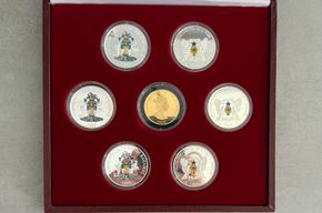 Der erste Zweiseiten-Farbm&uuml;nzensatz Der Welt 1995 mit 15,55g Gold + 163g Silber - Polierte Platte - (Auflage weltweit nur 2.000 Stk.) Preis &euro; 2.990,- (i. K.)