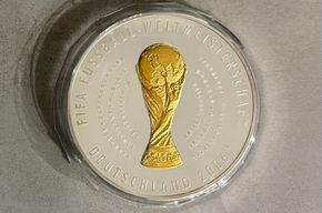 Deutschland 2006 - FIFA Fussball-WM (1Kg Silber - Polierte Platte) Auflage nur 2006 St&uuml;ck - Preis &euro; 1.690,- (i. K.)